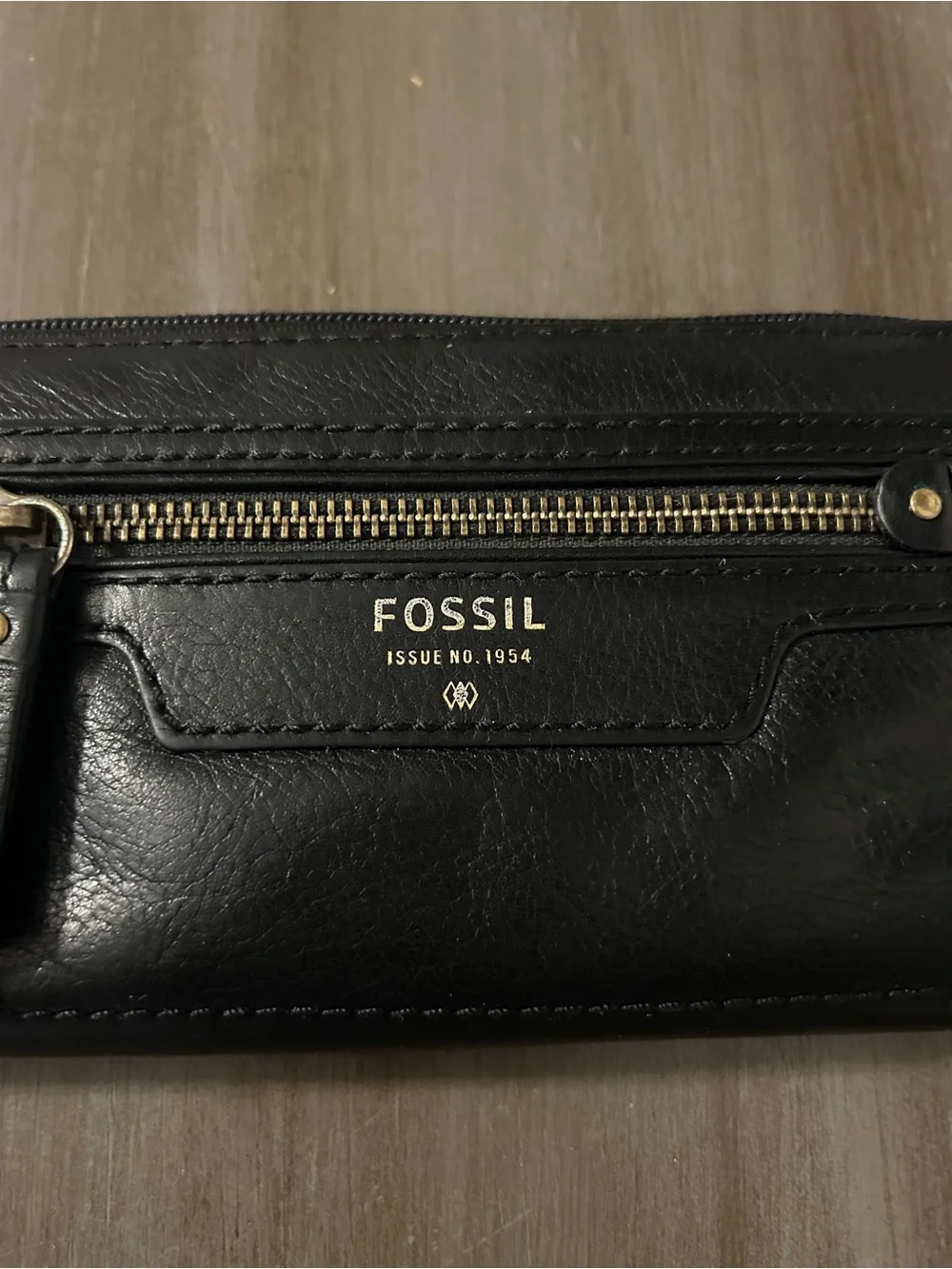Fossil Black Leather Zip Wallet for Men